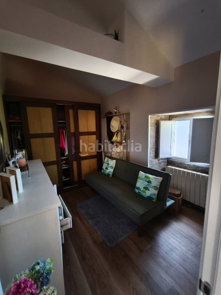 Foto e0ff6276-e870-4e62-a1f8-7aa86ae18a4e. Casa adossada amb calefacció a Bugallido Ames