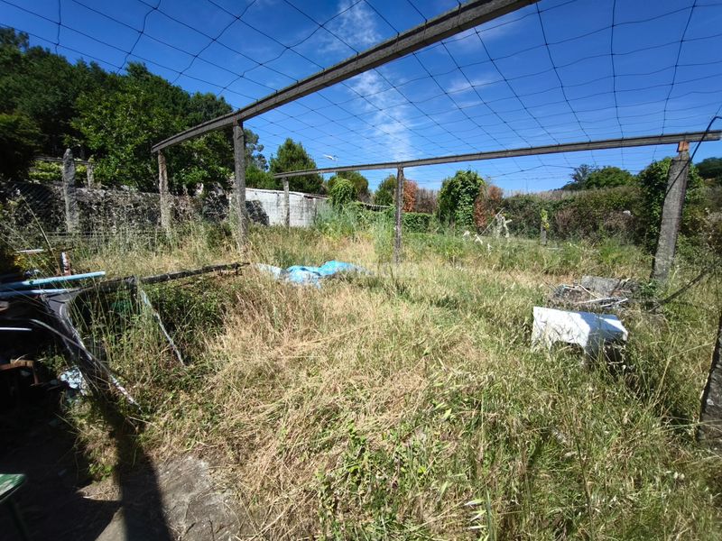 Foto f6d720a5-4596-4b77-a026-90829996f2d2. Casa adossada amb calefacció a Bugallido Ames