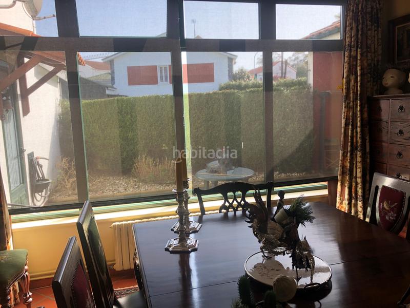 Foto c1871eb0-ffd5-4328-a3c6-0545db661316. Chalet en Oleiros pueblo Oleiros