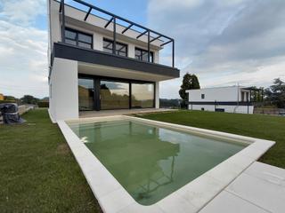 House in AC-182