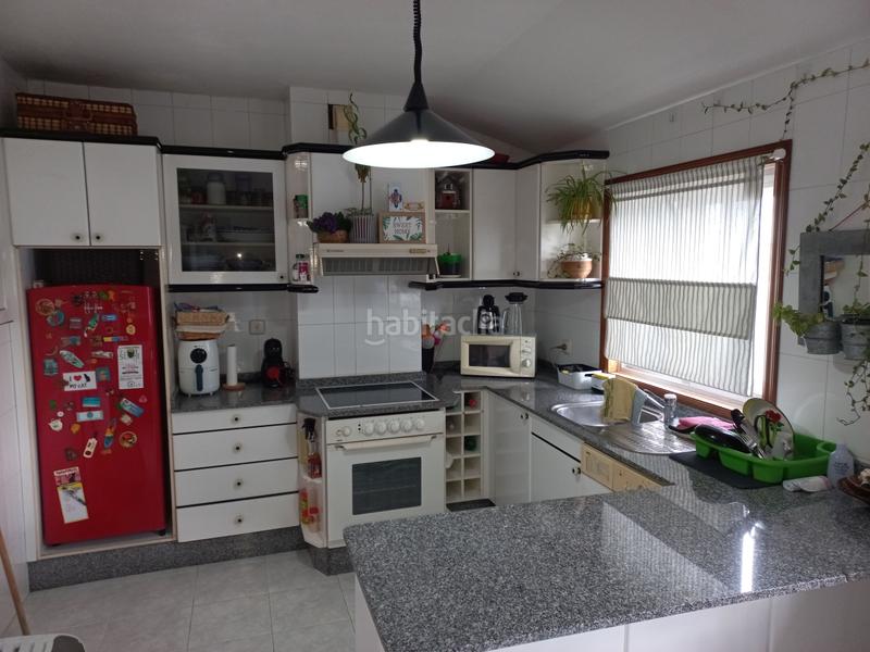 Foto 433e82c1-0bb8-4e61-b48c-6415ce61c3c7. Chalet avec chauffage parking dans Perillo Oleiros