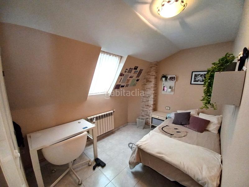 Foto c02f70f9-fcd6-4b57-ae57-3b93ab4d84f2. Chalet avec chauffage parking dans Perillo Oleiros