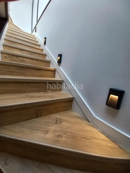 Foto 45e4f76d-9261-4567-a008-3420ccfdd38c. Chalet con riscaldamento parcheggio in Perillo Oleiros