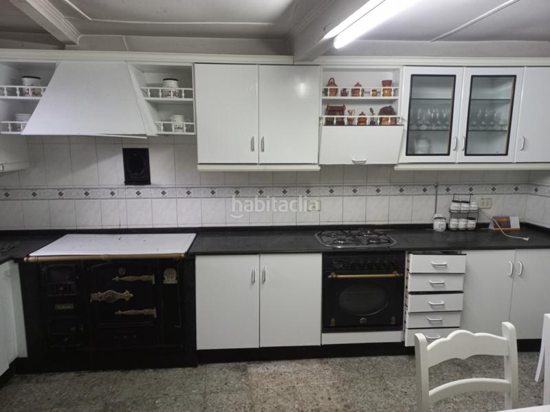 Foto 461aa7bc-a53a-4065-994c-a2b75c2a74f2. Casa en Oleiros pueblo Oleiros