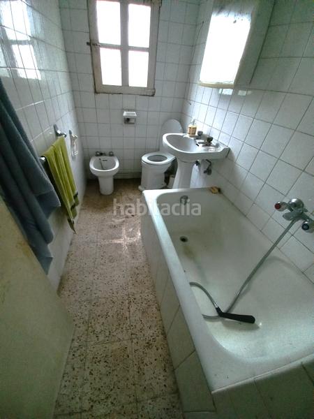 Foto 9f96bd2b-c812-45e1-aa52-7caf44e563ac. Casa en Oleiros pueblo Oleiros