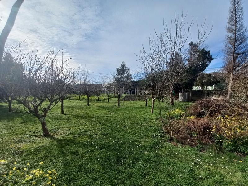 Foto 97fe3aaf-0fe6-4856-a0c3-077a84c3b450. Terreno residencial en rúa anduriñas 2b en Liáns Oleiros