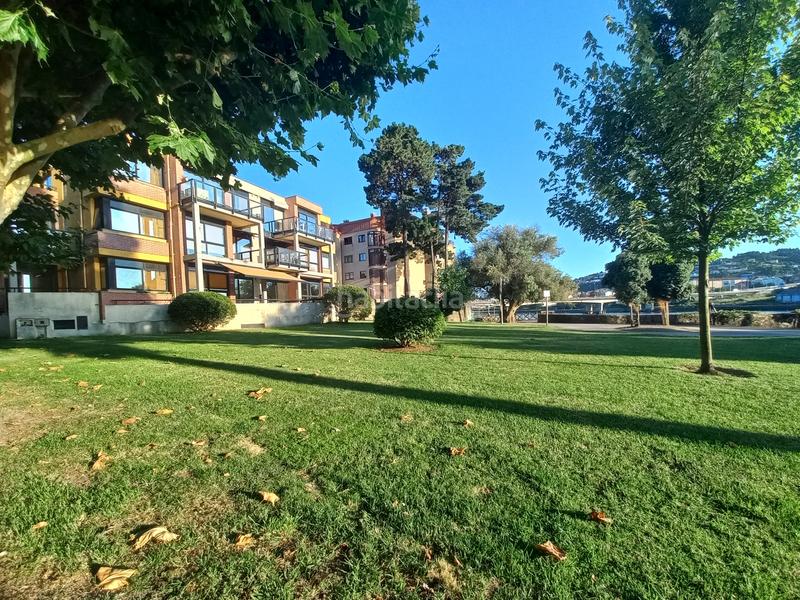 Foto ae5cea87-62fe-4df2-8a35-60b25c3085a3. Terreny residencial a Perillo Oleiros