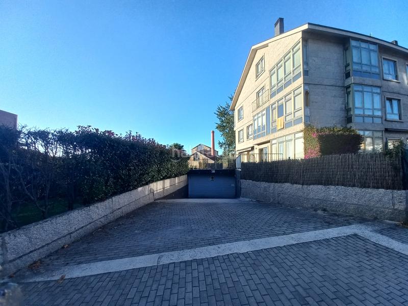 Foto f61006a2-4149-4d1f-8351-f7a47b3d578b. Terreny residencial a Perillo Oleiros