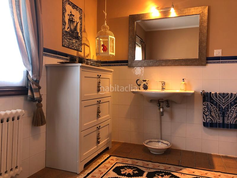 Foto 7d2ce19e-6e4a-4596-887c-85fc4cf20bbd. Chalet with fireplace parking pool in Oleiros pueblo Oleiros
