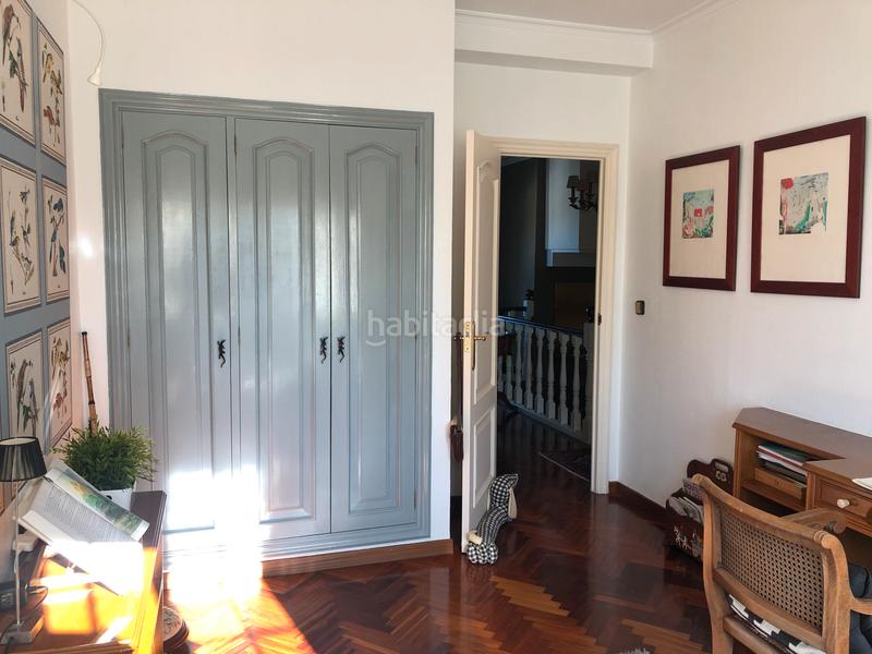 Foto c69d34d6-a06e-4ce1-bd6e-9c840139636c. Chalet en Oleiros pueblo Oleiros