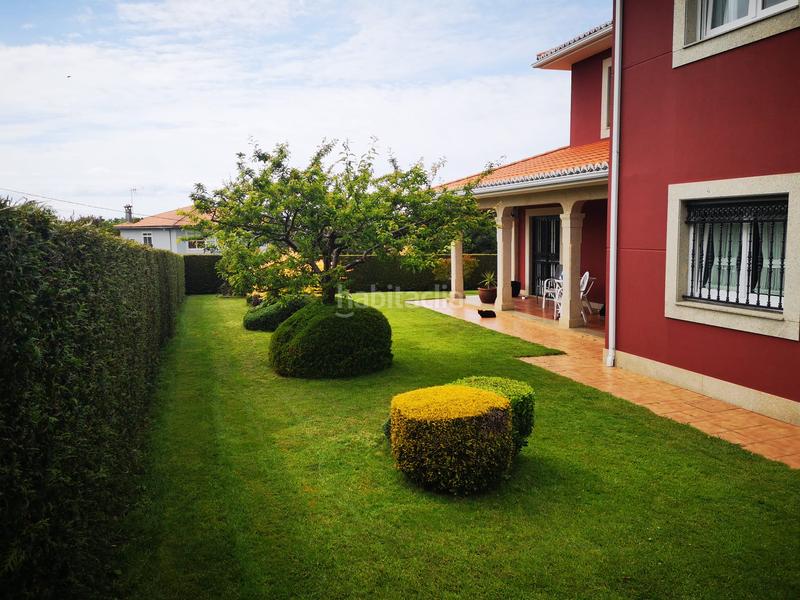 Foto f18d3b7e-2bc2-4538-907f-3ca5dac12307. Chalet with fireplace heating parking in Dorneda Oleiros