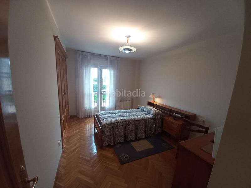 Foto a5424ce9-ec2e-4915-abec-9ceba233448d. Chalet avec cheminée chauffage parking dans Dorneda Oleiros