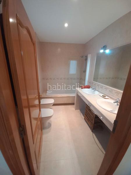 Foto b318a768-bf2c-48aa-b8a3-c405275e8a9a. Chalet en Dorneda Oleiros
