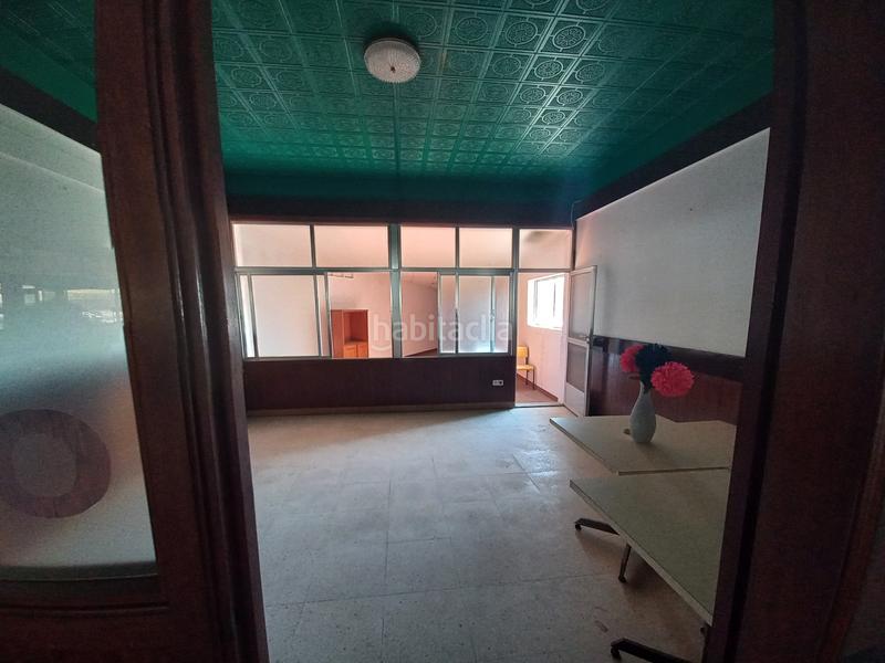 Foto 5b5cfc61-a587-47bf-a4f9-a572e8847f61. Lloguer local comercial a Liáns Oleiros