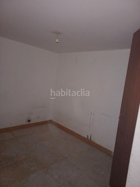 Foto ac8884a8-7f5d-4f52-aa20-252e33158f9f. Lloguer local comercial a Liáns Oleiros