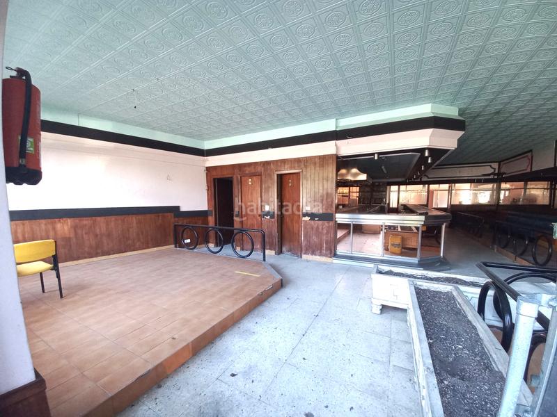 Foto ff375009-ccf7-4c21-a6a4-d950a4c24057. Lloguer local comercial a Liáns Oleiros