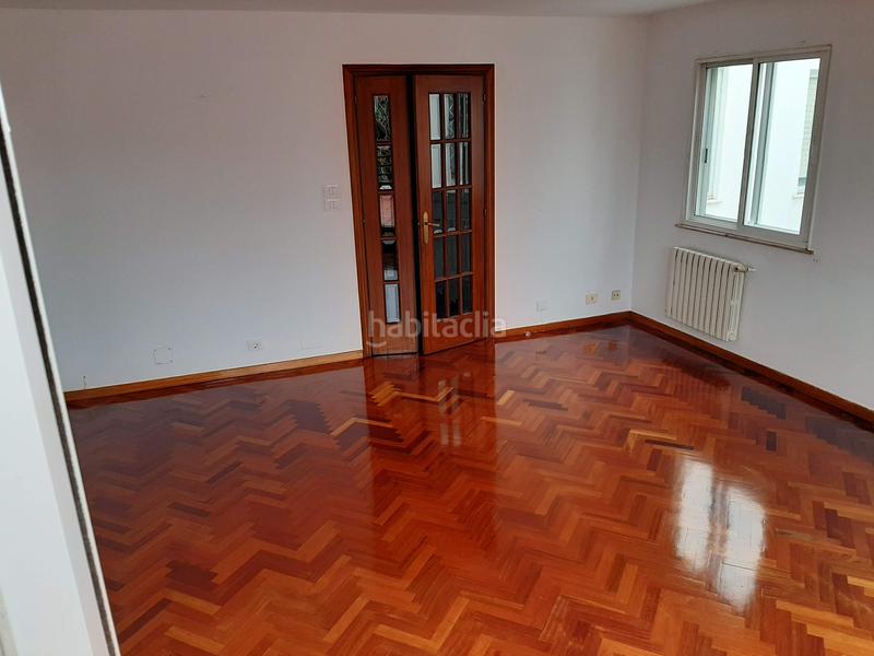 Foto 720ab13c-e1d5-4bf3-88ea-bd227e017a77. Duplex con parcheggio in Perillo Oleiros