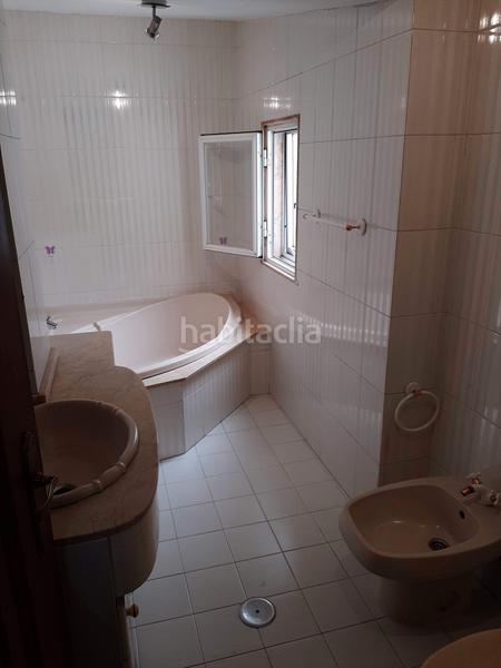 Foto 0683ea84-37c6-4553-8afc-7ba2a86bc797. Zweistöckige wohnung mit parking in Perillo Oleiros