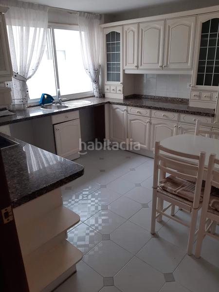 Foto 39b28e43-3a4d-4eb7-befd-7f91e021095f. Zweistöckige wohnung mit parking in Perillo Oleiros