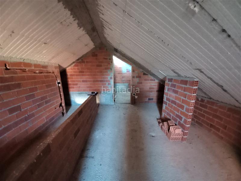 Foto df776a5a-8b99-4931-88d8-e6e42bffb304. Chalet avec parking dans Bergondo