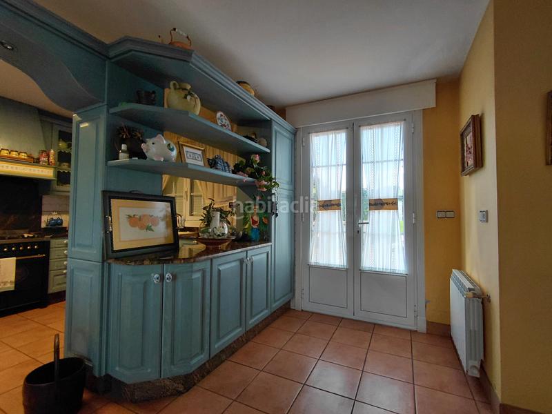 Foto 2b12fe00-b76d-4c6c-8734-09ad50f2eed8. Chalet with fireplace heating parking pool in Liáns Oleiros
