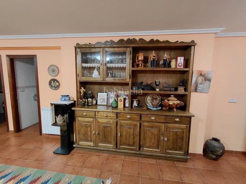 Foto 482134c0-7f8a-410c-82b1-a61e24e6baee. Chalet with fireplace heating parking pool in Liáns Oleiros