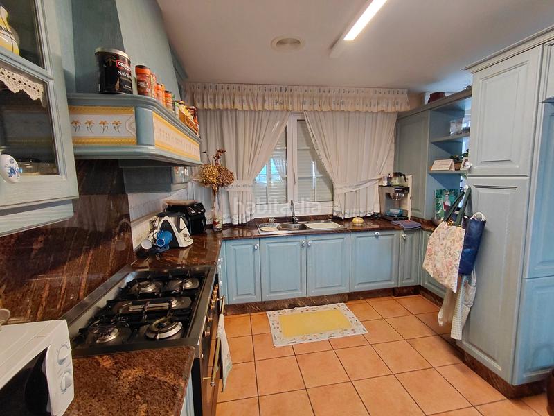 Foto 585ed1a6-08ab-4af3-99e5-e48d66582bc9. Chalet with fireplace heating parking pool in Liáns Oleiros