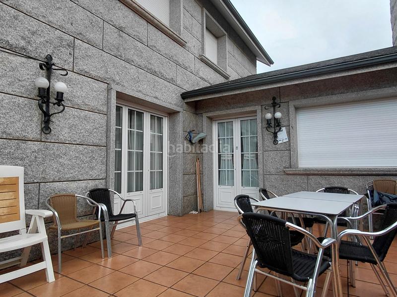 Foto 8a916f5e-b22e-445e-b3e7-4c2c3be97d5b. Chalet avec cheminée chauffage parking piscine dans Oleiros