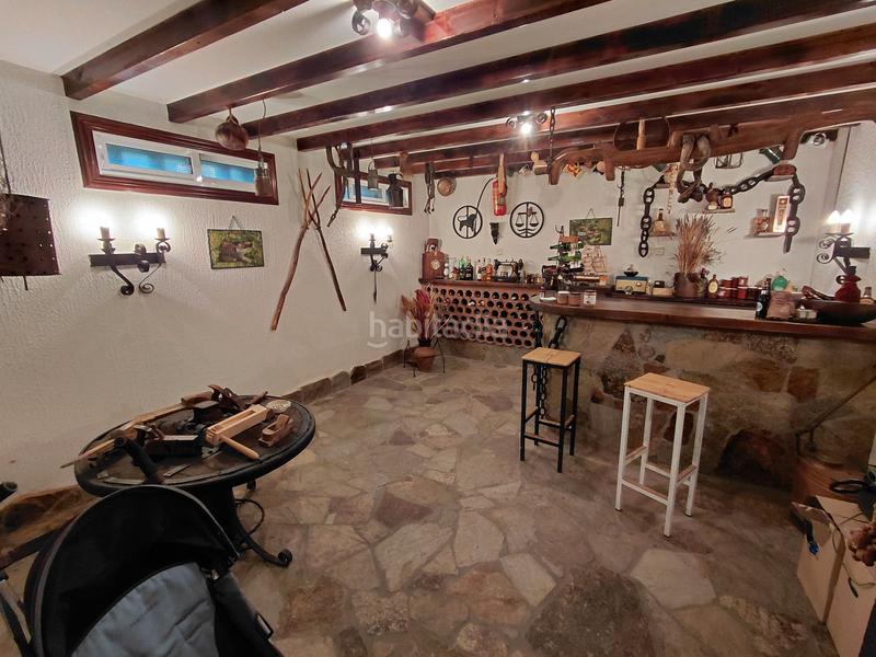 Foto aed0e841-42ea-48e2-bade-2ba673e8e993. Chalet avec cheminée chauffage parking piscine dans Oleiros