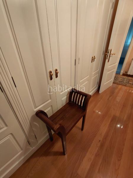 Foto b1712586-bc38-43f7-ac8f-e68046e590e9. Chalet avec cheminée chauffage parking piscine dans Oleiros