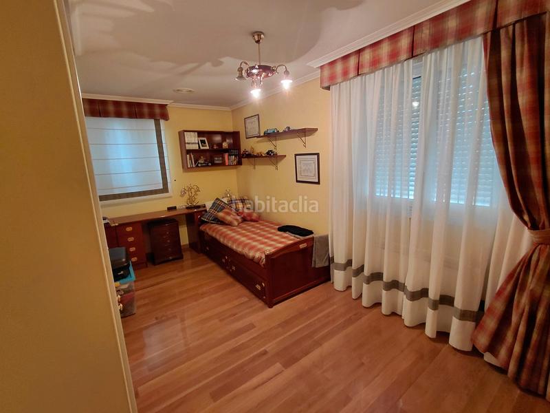 Foto dee64d4f-9a6c-4982-a16a-8d0956c2f822. Chalet avec cheminée chauffage parking piscine dans Oleiros