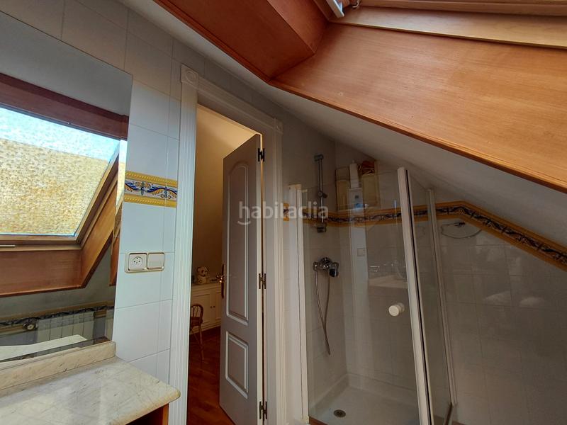 Foto c33a7191-8545-4e89-bdfb-0f8e4873e0db. Chalet en Liáns Oleiros