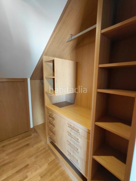 Foto 43ae9167-6dd1-4ee6-8f90-ca389f8beb3e. Duplex avec chauffage parking piscine dans Liáns Oleiros