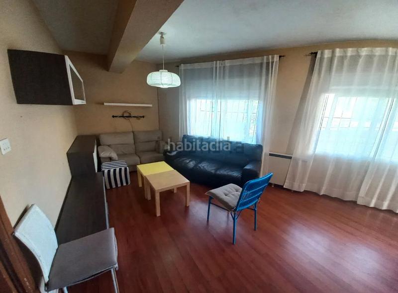 Foto 20edf10a-f953-4075-a4d6-b03690f0b953. Piso venta de bajo vivienda (alquilado en 525 euros/mes) en montrove () en Oleiros