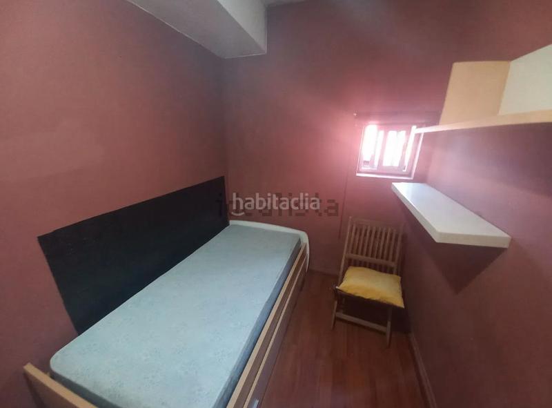 Foto a1f327db-a0b5-46de-92a3-f79600e617ec. Piso venta de bajo vivienda (alquilado en 525 euros/mes) en montrove () en Oleiros
