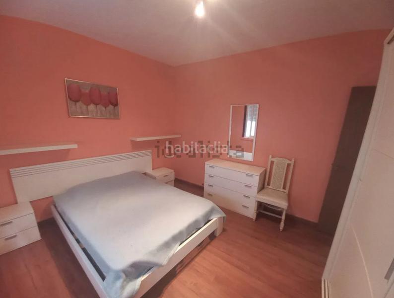 Foto a84e9d98-04da-4262-af91-61fa57f9bce5. Piso venta de bajo vivienda (alquilado en 525 euros/mes) en montrove () en Oleiros