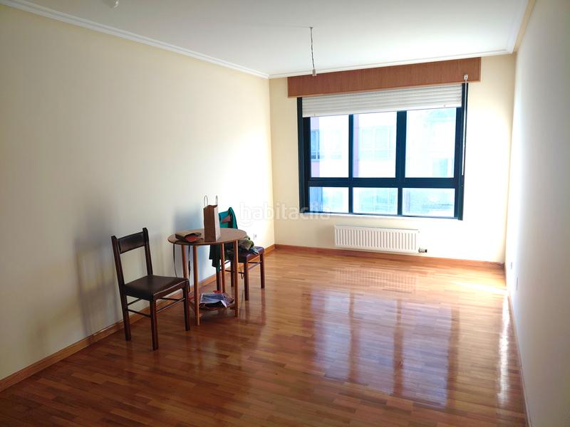 Foto 7c6062cc-6043-4038-b3cd-35bb272a60cb. Piso en avenida rosalía castro 237 piso recién estreno 3d en Perillo- en Oleiros