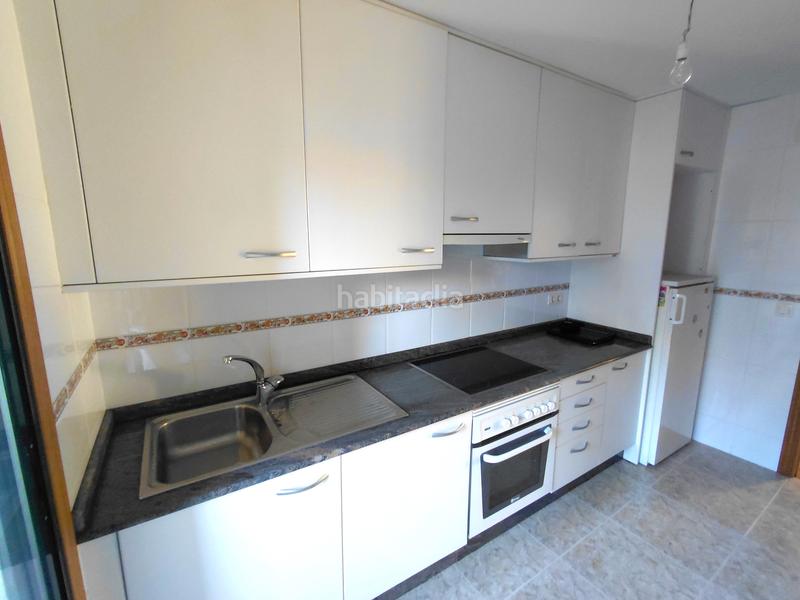 Foto a58e5433-c433-4fcc-98ce-44345f241bce. Piso en avenida rosalía castro 237 piso recién estreno 3d en Perillo- en Oleiros