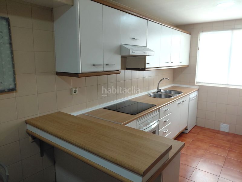Foto b9a891ff-f634-47a4-986a-47b8383b5034. Location duplex avec parking dans San Pablo - Juan Flórez Coruña (A)