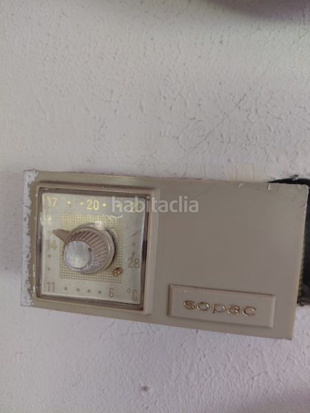 Foto 2ec3b4a2-bd79-41f5-a8ab-52ff43385e50. Xalet amb xemeneia calefacció aparcament a Nós Oleiros