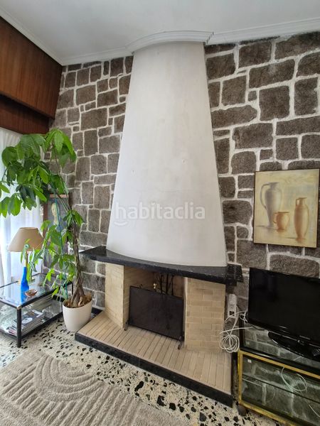 Foto 9a1031ca-de51-48d5-9603-bc7fa17cb8ae. Xalet amb xemeneia calefacció aparcament a Perillo Oleiros