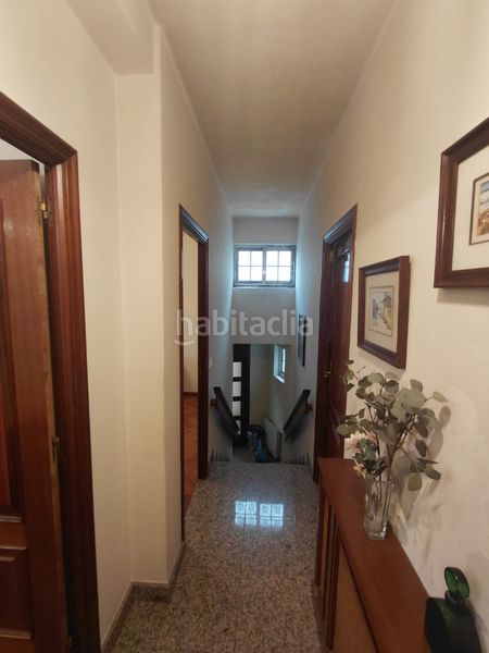 Foto f61fc6cd-1e71-461a-9aba-e5a3f95eddd5. Xalet amb xemeneia calefacció aparcament a Perillo Oleiros