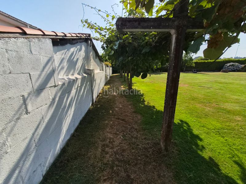 Foto 0d68e74d-8920-4f03-878d-1aa910b5984a. Chalet avec cheminée chauffage parking dans Oleiros pueblo Oleiros