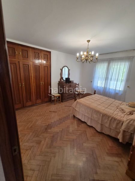Foto 1165fe90-fcd8-412e-8d9a-a2e220404b82. Chalet avec cheminée chauffage parking dans Oleiros pueblo Oleiros
