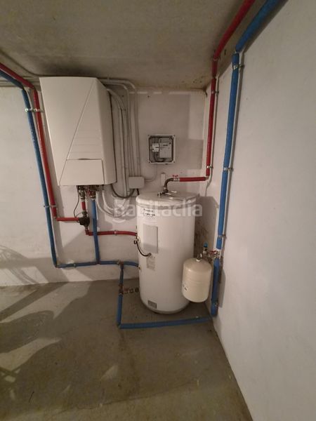 Foto 5a63901d-2c53-47ac-8d90-ae5e62c6ba77. Chalet avec cheminée chauffage parking dans Oleiros pueblo Oleiros