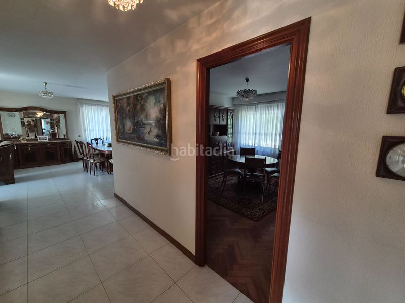 Foto 5f10649e-7db8-4c1f-817c-35117fb96f05. Chalet avec cheminée chauffage parking dans Oleiros pueblo Oleiros