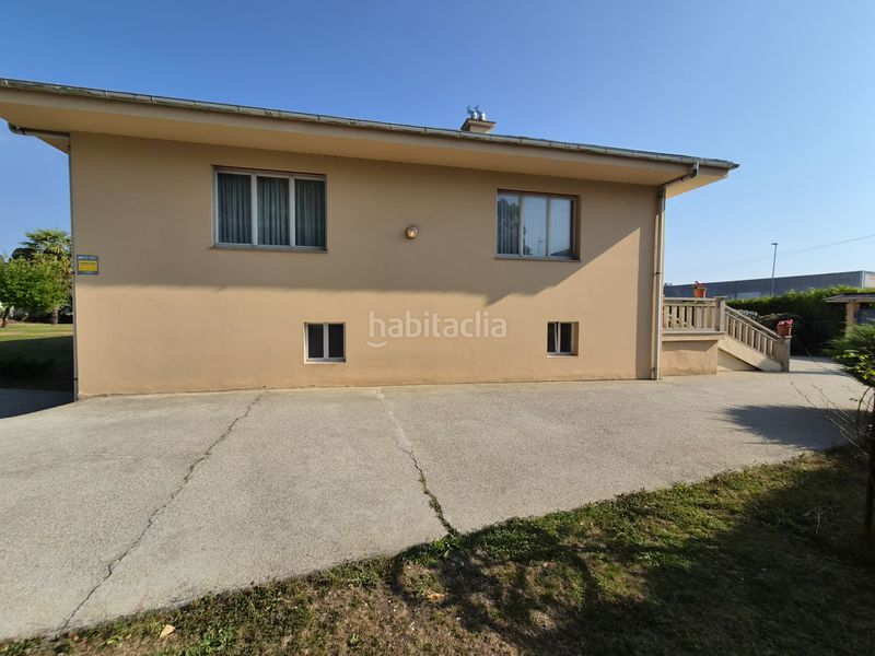 Foto 9fc750d1-0d28-4b22-a3a4-1def6900713f. Chalet avec cheminée chauffage parking dans Oleiros pueblo Oleiros