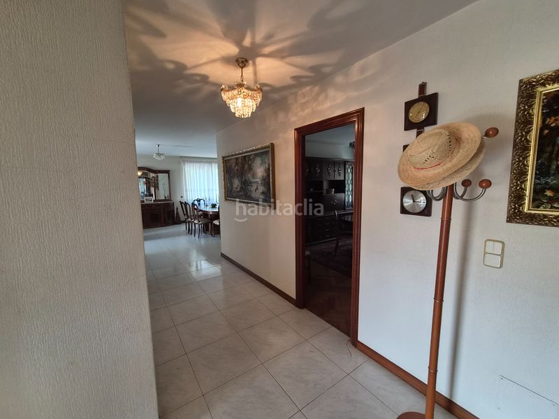 Foto c30b1024-05af-47a3-98e8-ce45ee95c365. Chalet avec cheminée chauffage parking dans Oleiros pueblo Oleiros