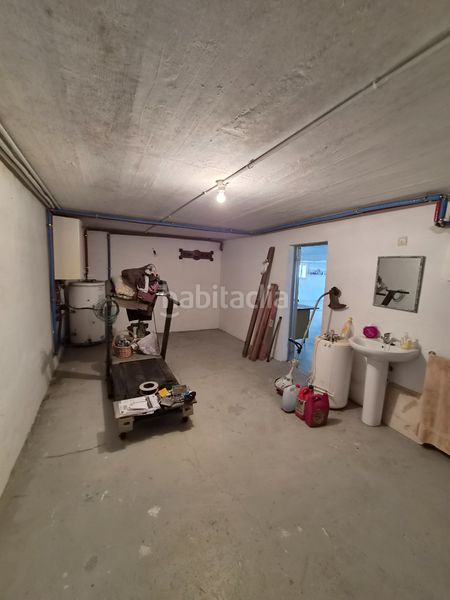 Foto d2036ef8-aad7-4b58-a844-605fc6969f84. Chalet avec cheminée chauffage parking dans Oleiros pueblo Oleiros