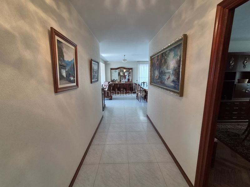 Foto d4f96a0f-0773-4c4d-8688-111c6551d0f5. Chalet avec cheminée chauffage parking dans Oleiros pueblo Oleiros
